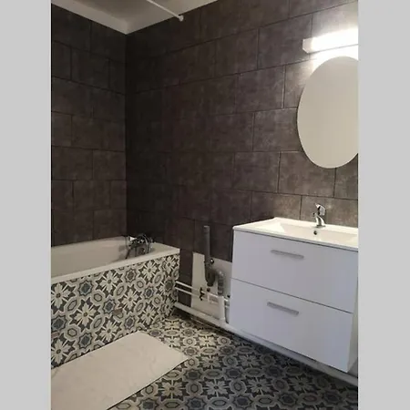 Studio Plein Sud, 23 M2 * 马尔利港